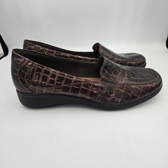 Clarks Gael Angora Womens Brown Croc Embossed Leather Comfort Loafers size 12 - Picture 4 of 9